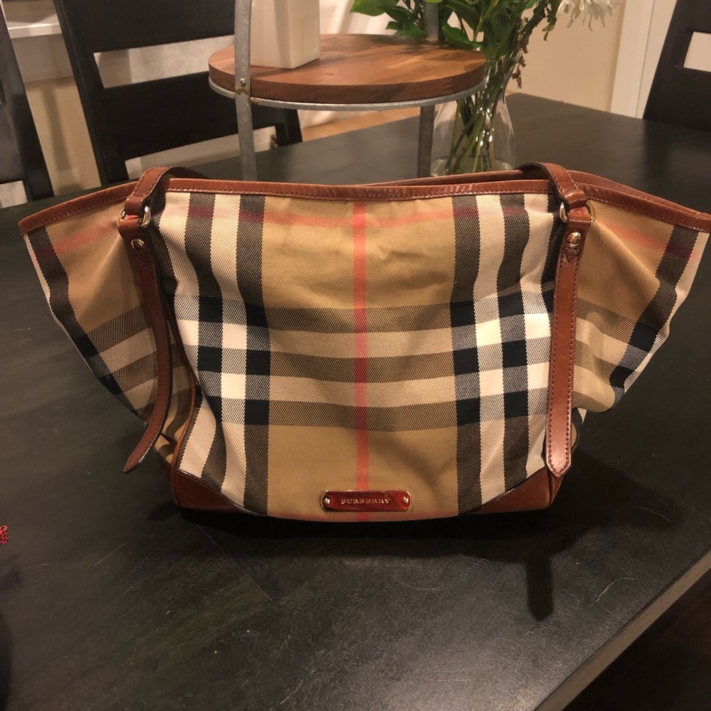 Burberry house check Canterbury tote